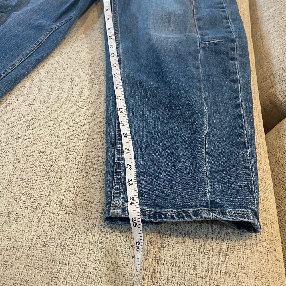 Old Navy Blue Denim Barrel jeans size 4 jeans - Picture 6 of 8